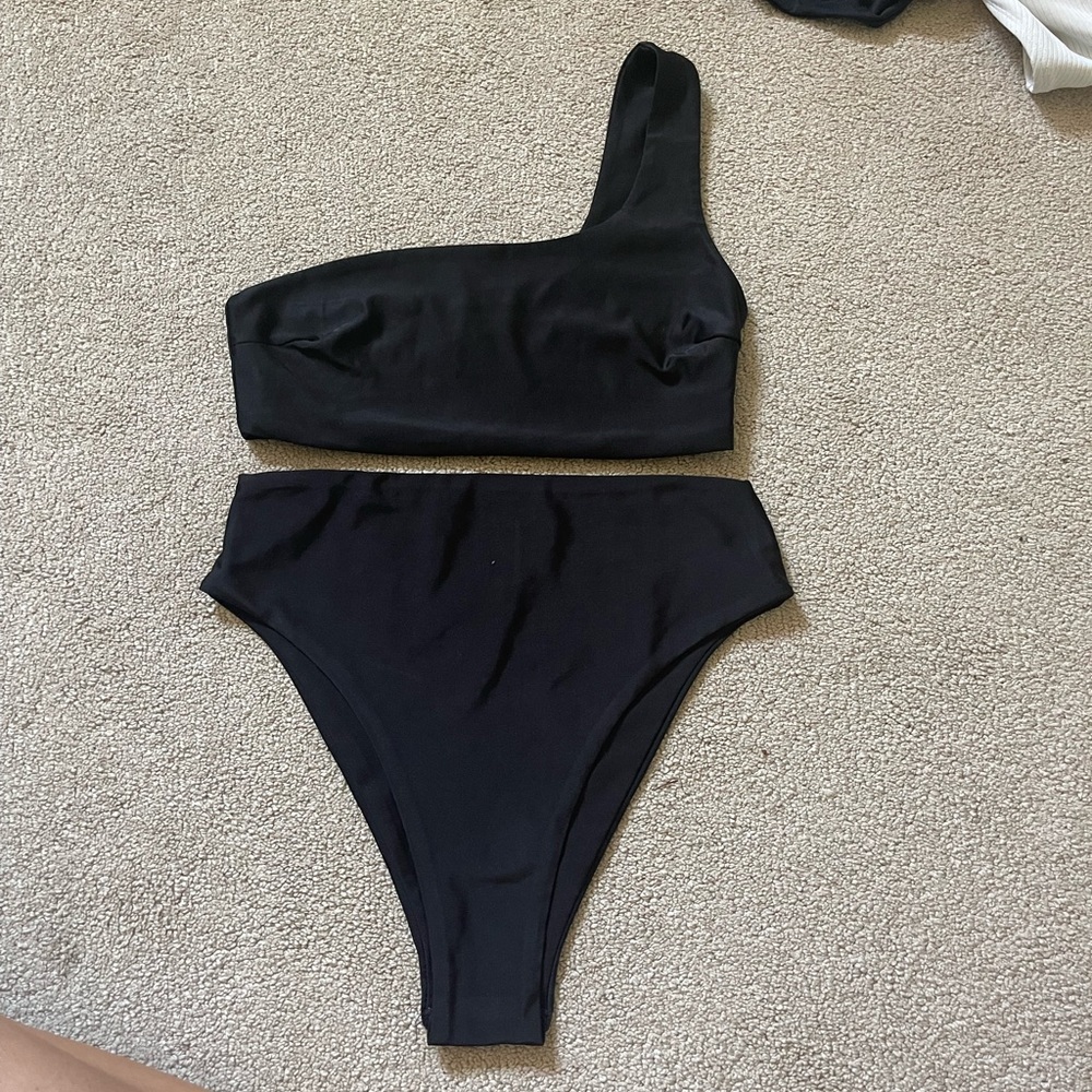 princess polly black bikini